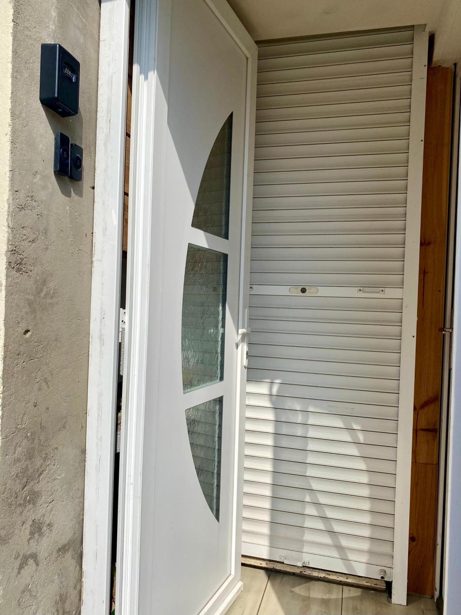 La Petite Escapade Apartment *